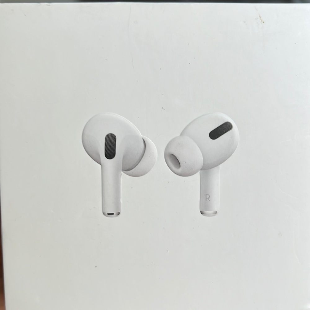 AirPods Pro- Grade A refurbished- unopened